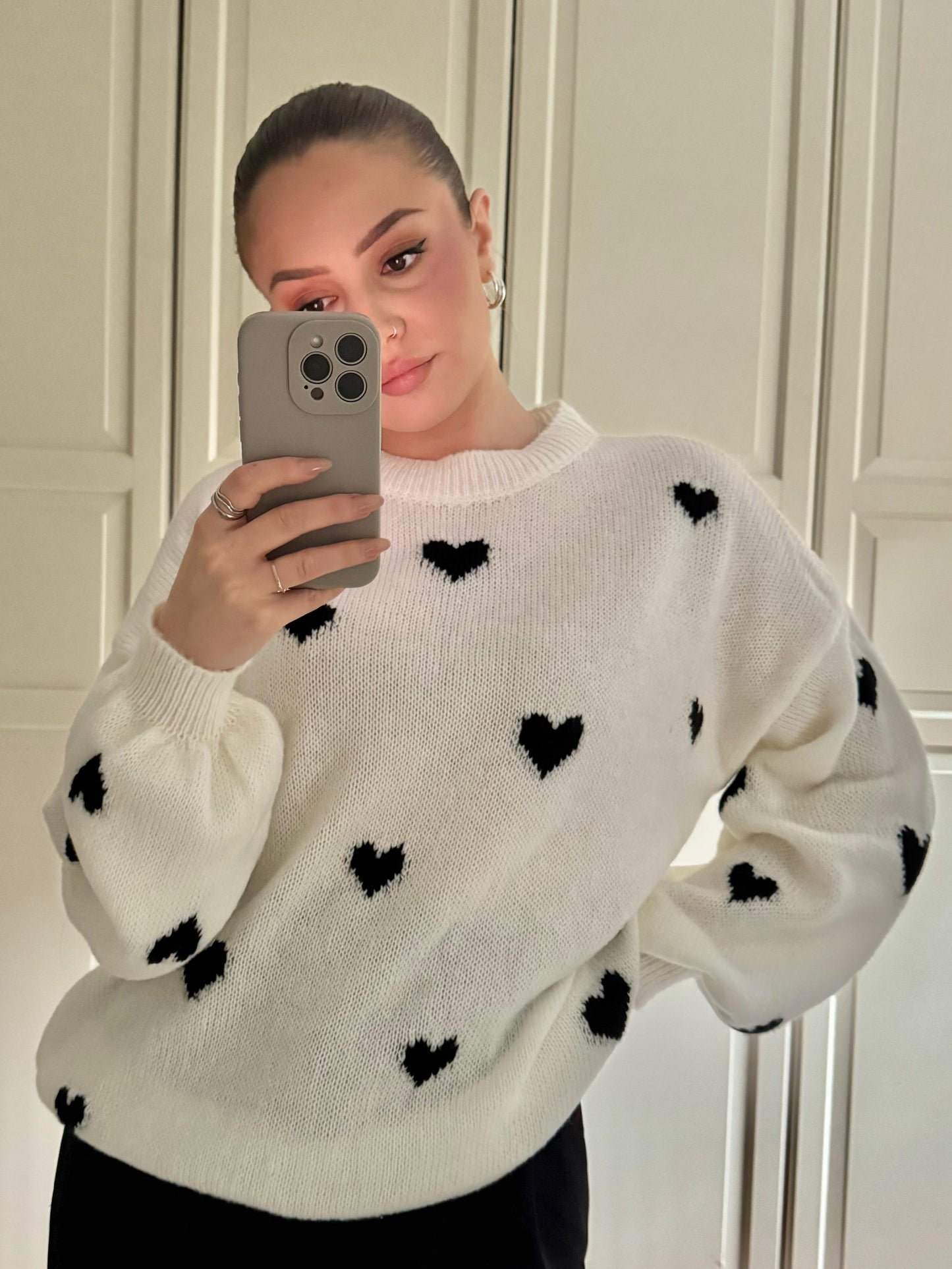 Herzchen Pullover Weiß/Schwarz