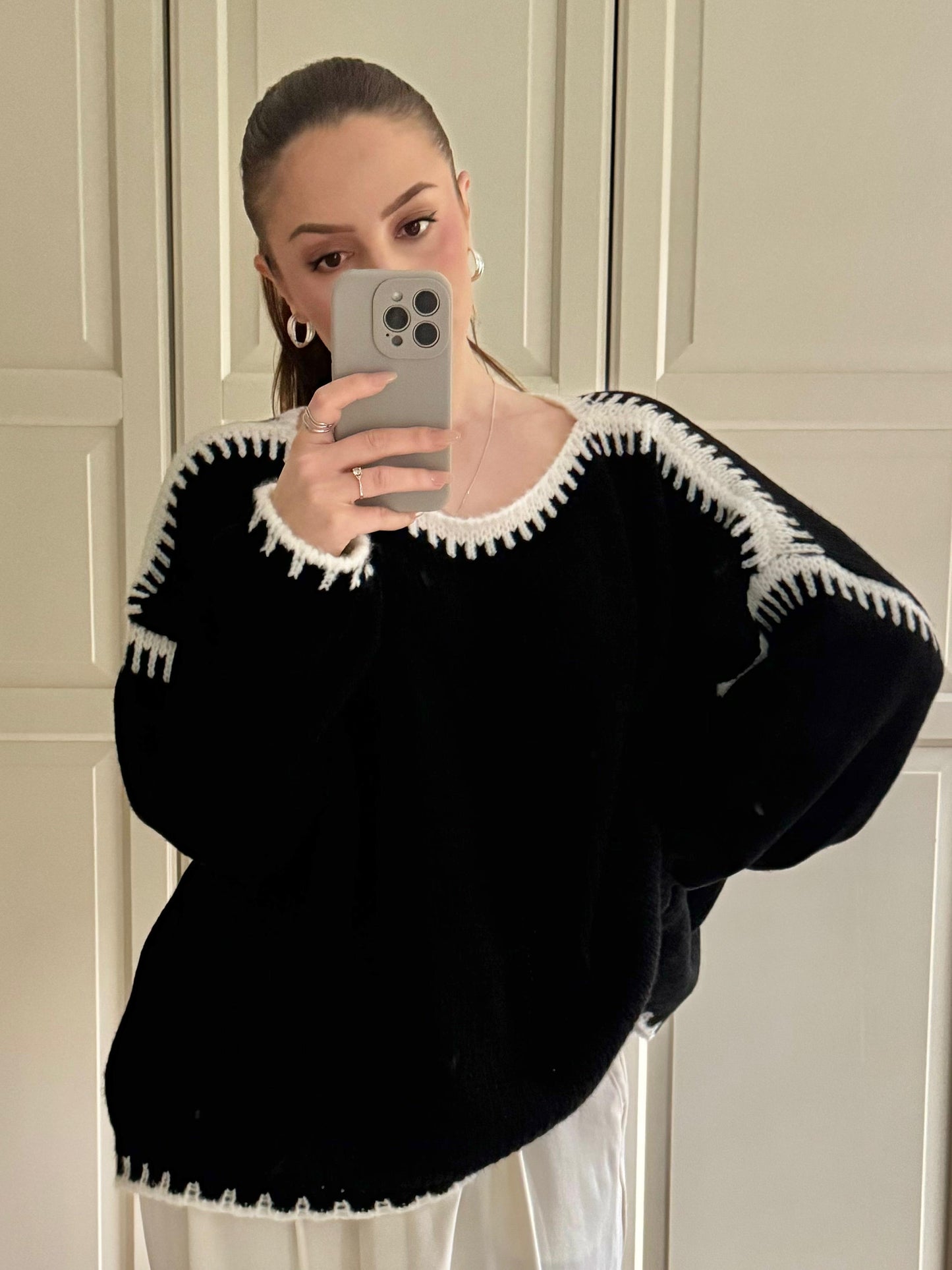 Oversized Strickpullover mit Naht Schwarz